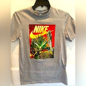 Nike Heather Gray Tee, Men’s Size S